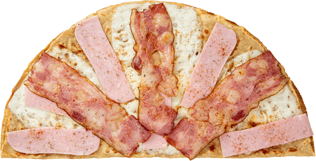 Crêpe abierto con queso mozzarella, jamón y tocino ahumado